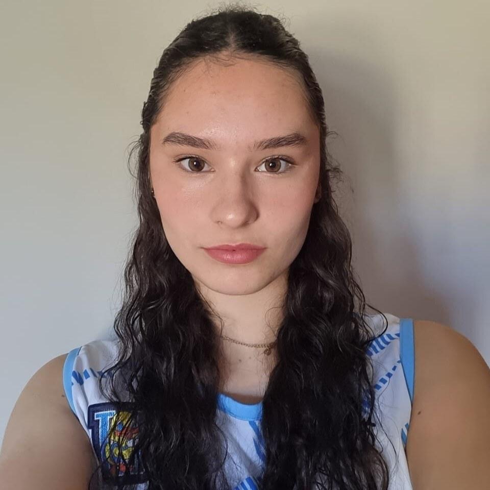 María Victoria Viveros Sánchez